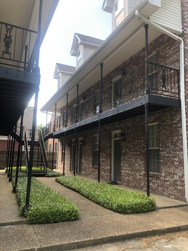 property at 501 S Montgomery St