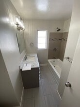 1815 Talisman Dr in Bakersfield, CA - Building Photo - Building Photo