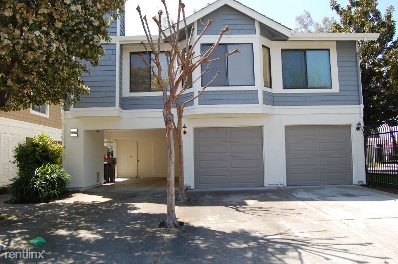 3271 Rocky Water Ln in San Jose, CA - Building Photo