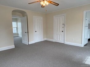 245 Scudder Ave in Northport, NY - Building Photo - Building Photo