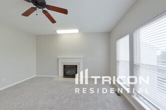507 Fortress Ct in St. Charles, MO - Building Photo - Building Photo