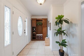 3203 Faust Ave, Unit 301 in Long Beach, CA - Building Photo - Building Photo