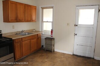 715 Moosic St in Scranton, PA - Building Photo - Building Photo