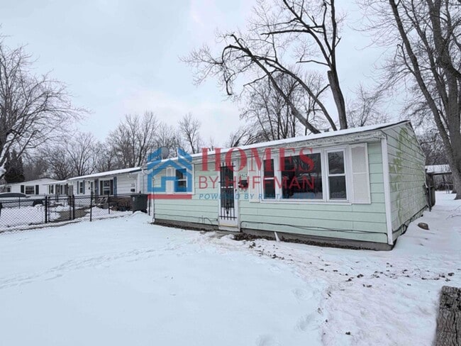 2517 S St James Blvd in Evansville, IN - Building Photo - Building Photo