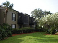 Oaks of Spring Valley Apartments