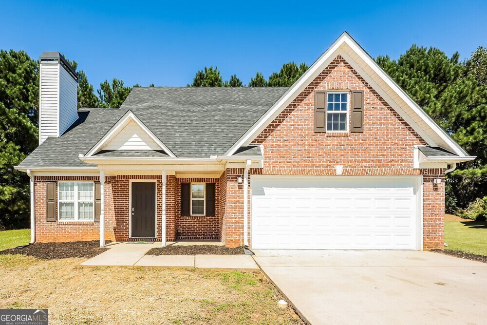1615 Lady Maria Ct in Locust Grove, GA - Building Photo