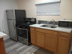 739 Daisy Dr in Bullhead City, AZ - Foto de edificio - Building Photo