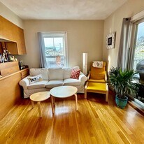 41 Atlantic Ave, Unit #2 in Marblehead, MA - Building Photo