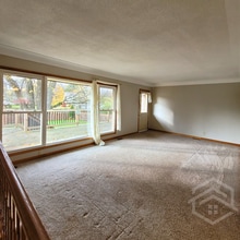 11 Tidey St in Norwich, ON - Building Photo - Building Photo