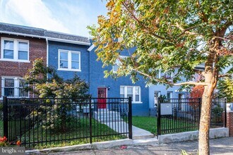 1113 Penn St NE in Washington, DC - Building Photo - Building Photo