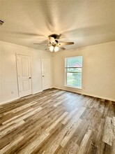 12027 Meadow Hollow Dr in Stafford, TX - Building Photo - Building Photo