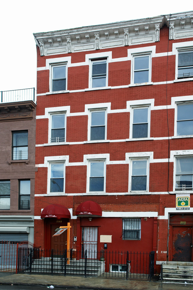 393 Nostrand Ave in Brooklyn, NY - Building Photo - Building Photo