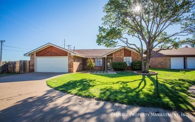 3401 Essex Ave, Unit 3003-04 in Lubbock, TX - Building Photo - Building Photo