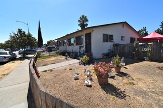 2481 Clyda Dr in San Jose, CA - Building Photo - Building Photo