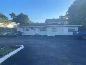 2622 Johnson St in Hollywood, FL - Building Photo - Building Photo