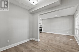 15 McCormick St in Welland, ON - Building Photo - Building Photo