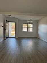 3016 E Windgate Ct in Jacksonville, NC - Building Photo - Building Photo