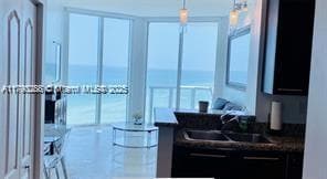 6515 Collins Ave in Miami, FL - Building Photo - Building Photo
