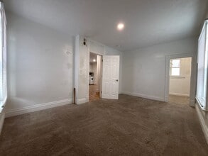 2415 E St in Omaha, NE - Building Photo - Building Photo