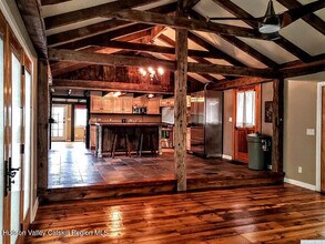 136 Macedonia Rd in Chatham, NY - Building Photo - Building Photo