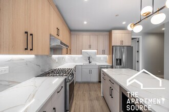 2354 W Polk St in Chicago, IL - Building Photo - Building Photo