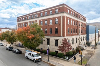 343 W 4th St in Williamsport, PA - Foto de edificio - Building Photo