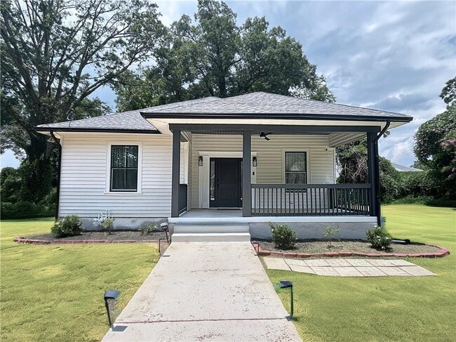 property at 1701 Lanier Dr SW