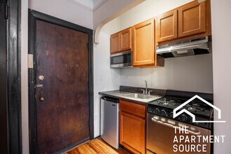 948 W Cuyler Ave in Chicago, IL - Building Photo - Building Photo