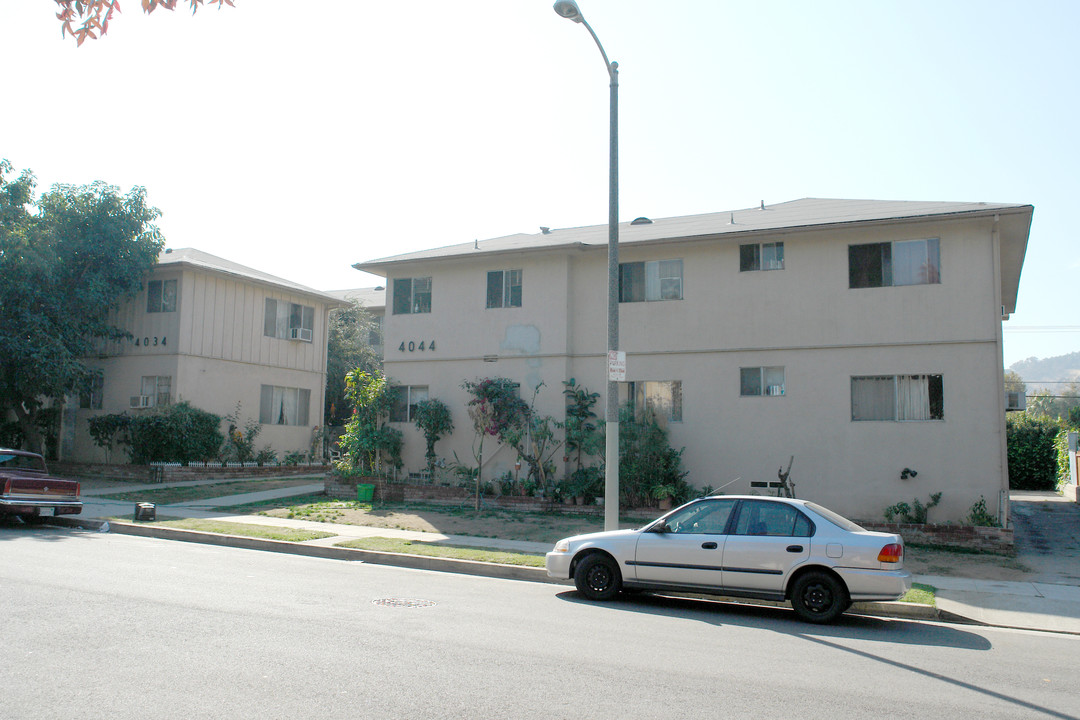 4034-4044 Perlita Ave in Los Angeles, CA - Building Photo