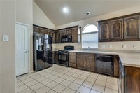 1413 Zanna Grace Way in Haslet, TX - Foto de edificio - Building Photo