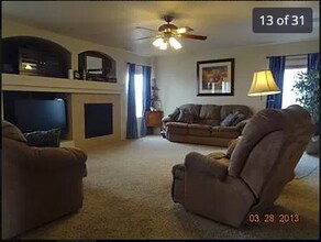 10001 Altura St in Commerce City, CO - Foto de edificio - Building Photo