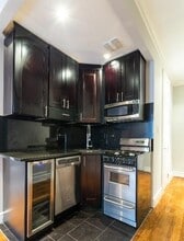 250 Mott St in New York, NY - Building Photo - Building Photo