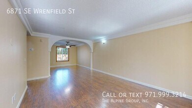 6871 SE Wrenfield St in Hillsboro, OR - Building Photo - Building Photo