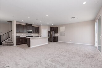 2448 Bellinzona Pl in Henderson, NV - Building Photo - Building Photo