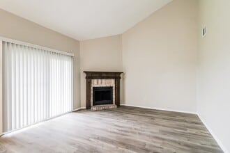 5310 Riverwood Dr in Richmond, TX - Building Photo - Building Photo