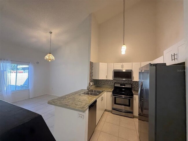 992 Stucki Terrace in Winter Garden, FL - Building Photo - Building Photo