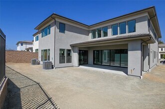 20552 Edgewood Ct in Los Angeles, CA - Building Photo - Building Photo