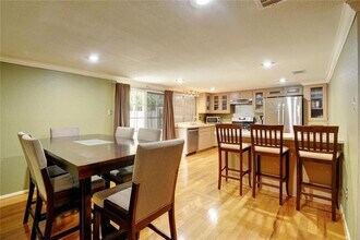 8203 Beaver Brook Ln in Austin, TX - Building Photo - Building Photo