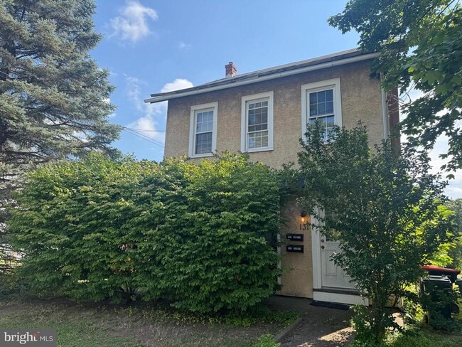 property at 131 S Main St