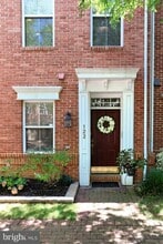 122 Martin Ln in Alexandria, VA - Building Photo - Building Photo