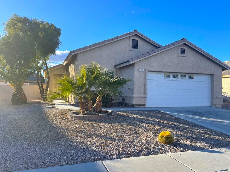 2219 Cambridge Elms St in North Las Vegas, NV - Building Photo