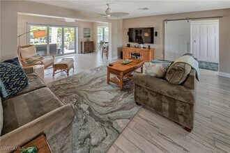 1540 Curlew Ave in Naples, FL - Building Photo - Building Photo