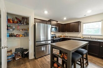 331 Everleigh Cir in Jefferson City, TN - Building Photo - Building Photo