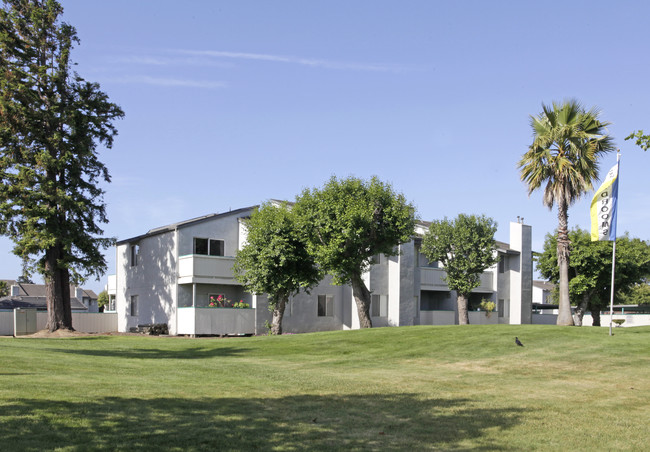 North Point Apartments in Salinas, CA - Building Photo - Building Photo