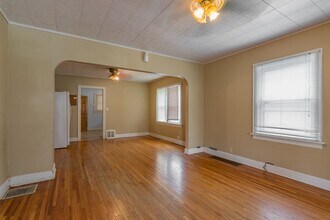 220 W Madison St in Springfield, MO - Building Photo - Building Photo