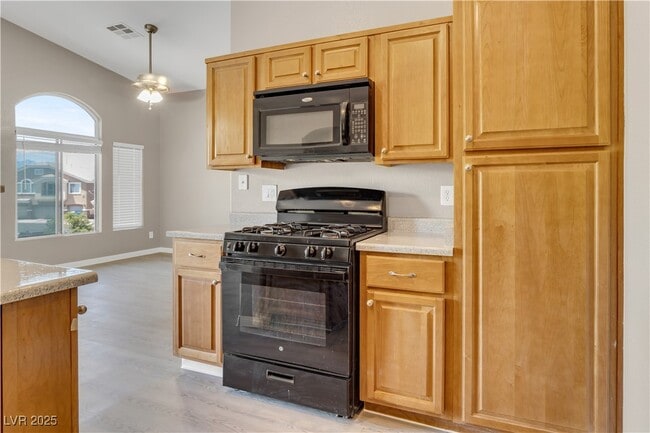property at 3520 Glorious Iris Pl