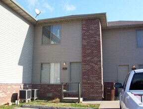 3319-3323 S Fairway Ave in Springfield, MO - Building Photo - Building Photo