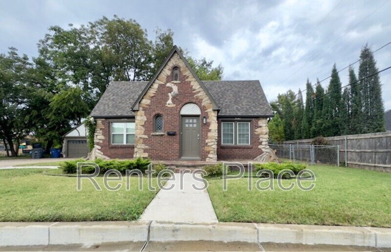 3540 S Rockford Ave in Tulsa, OK - Building Photo