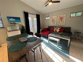 417 32nd St in West Palm Beach, FL - Building Photo - Building Photo