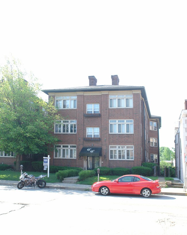 CENTRE APARTMENTS in Pittsburgh, PA - Building Photo - Building Photo